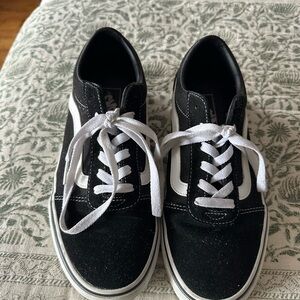 Vans Old Skool Women’s Sneakers
